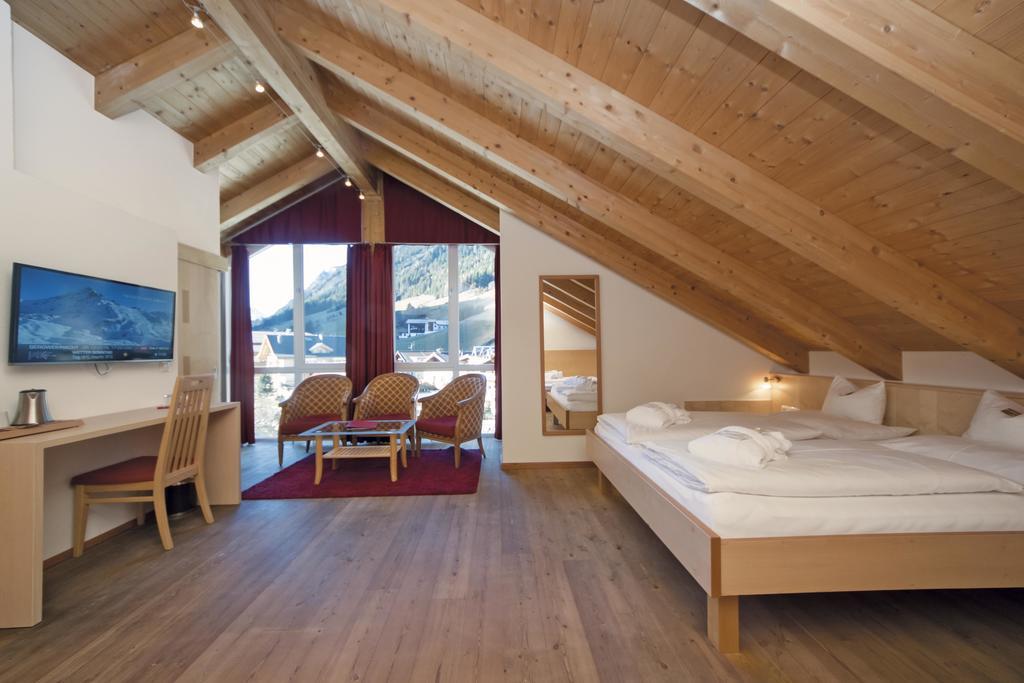 Hotel Garni Passeier Ischgl Extérieur photo
